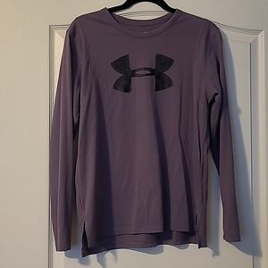 Long sleeve under Armour shirt